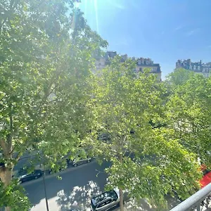 Gustave - Charming Eiffel Tower - , Paris France